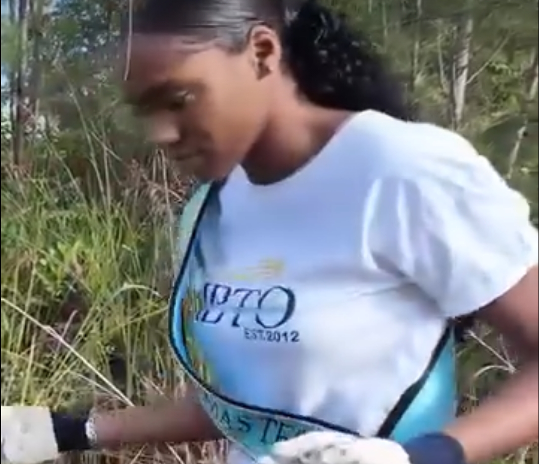 Protecting Our Paradise: Miss Bahamas Teen Takes on International Coastal Cleanup Day